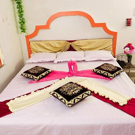 Jayanti Hotel Tarapith Extérieur photo