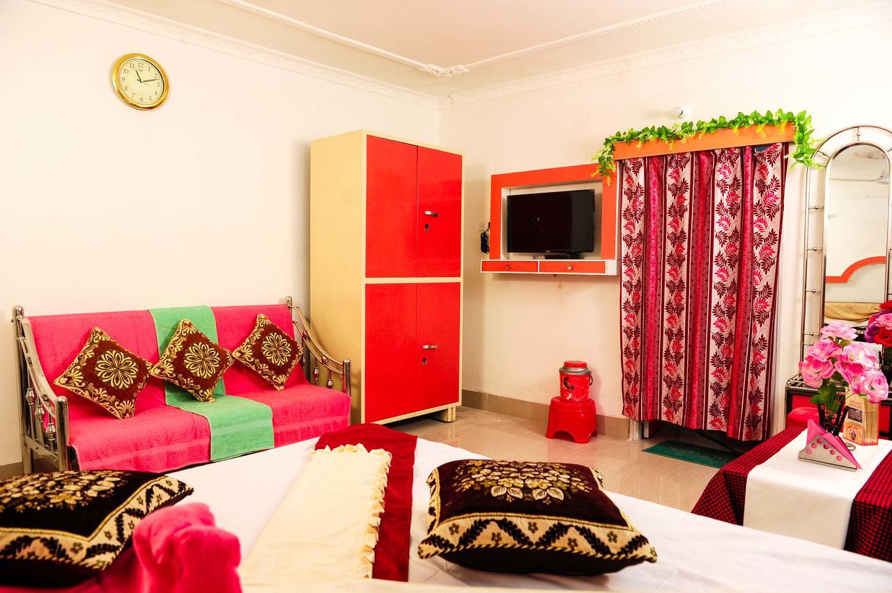 Jayanti Hotel Tarapith Extérieur photo