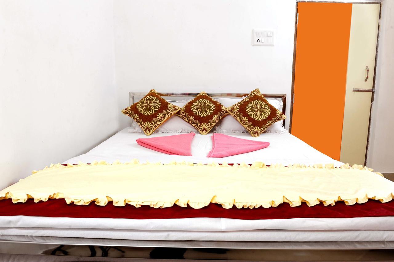 Jayanti Hotel Tarapith Extérieur photo